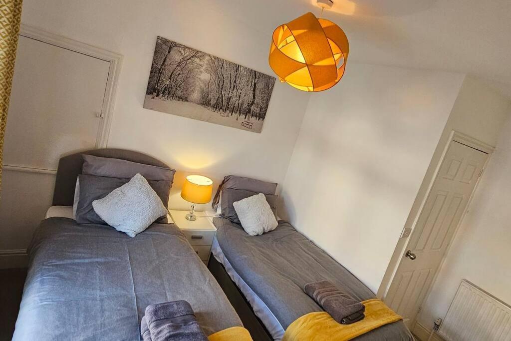 Alfred House Apartment Рипли Екстериор снимка